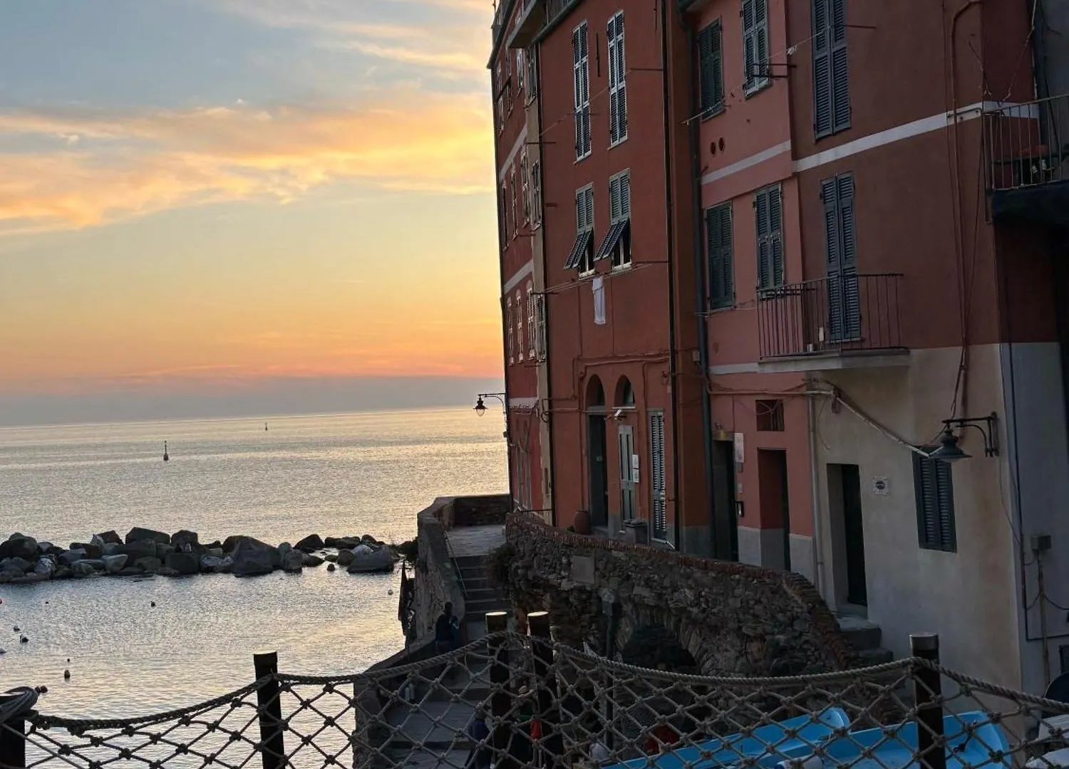 Allo Scalo Dei Mille Riomaggiore 0*,  Italie